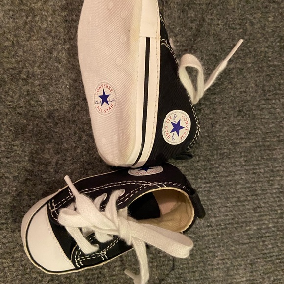 Baby converse - Picture 2 of 2